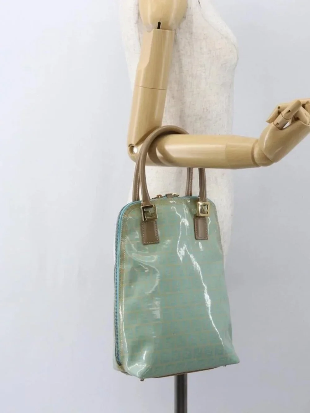 FENDI Zucchino Canvas Hand Bag Enamel Light Blue Gold Auth 159738 - Picture 15 of 16